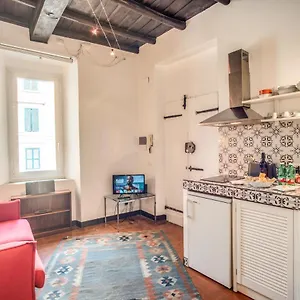  Apartamento Lovely Flat In The Heart Of Trastevere
